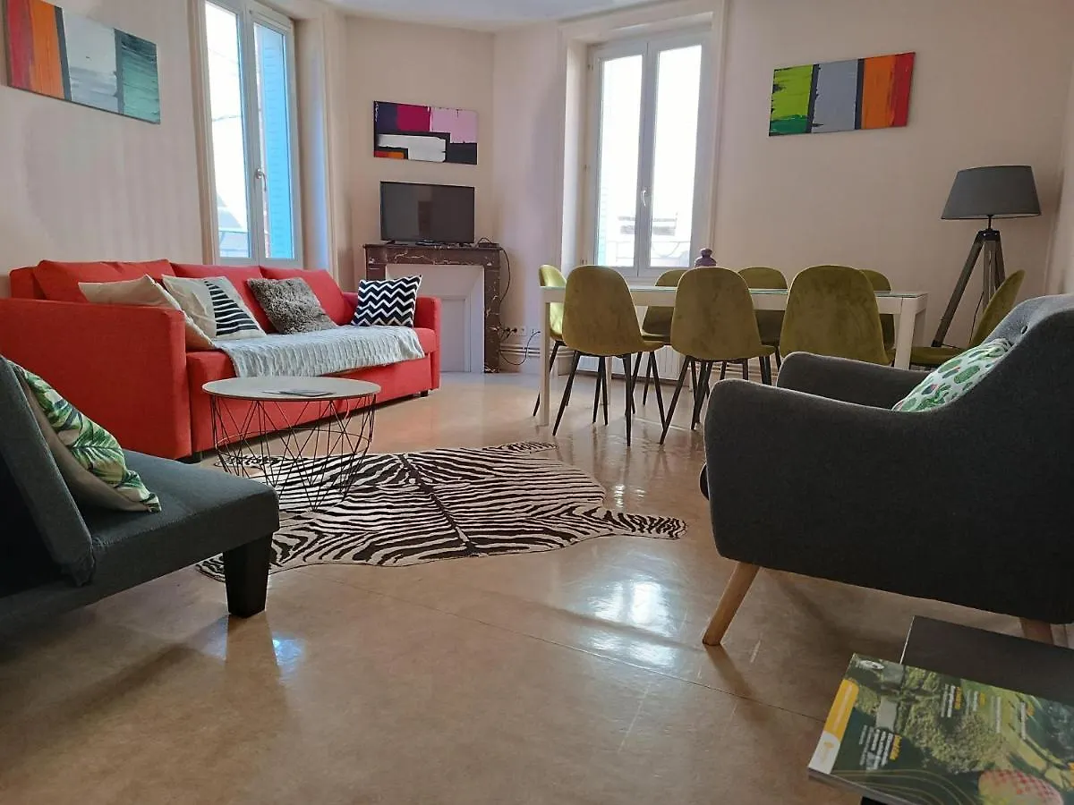 Appartamento Cap Coutellerie - Sejours Pros Ou Familles En Hypercentre De Thiers