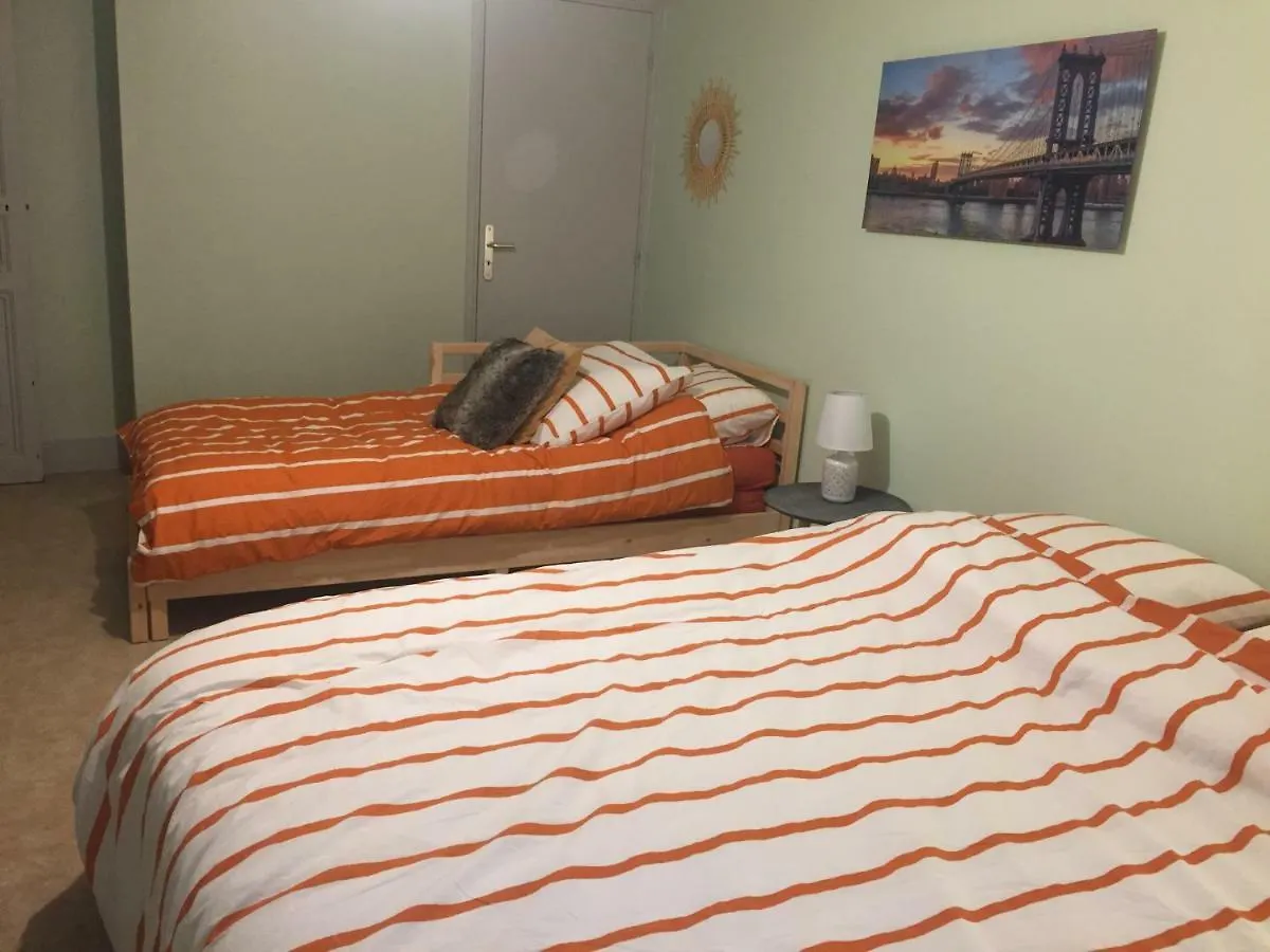 Appartamento Cap Coutellerie - Sejours Pros Ou Familles En Hypercentre De Thiers